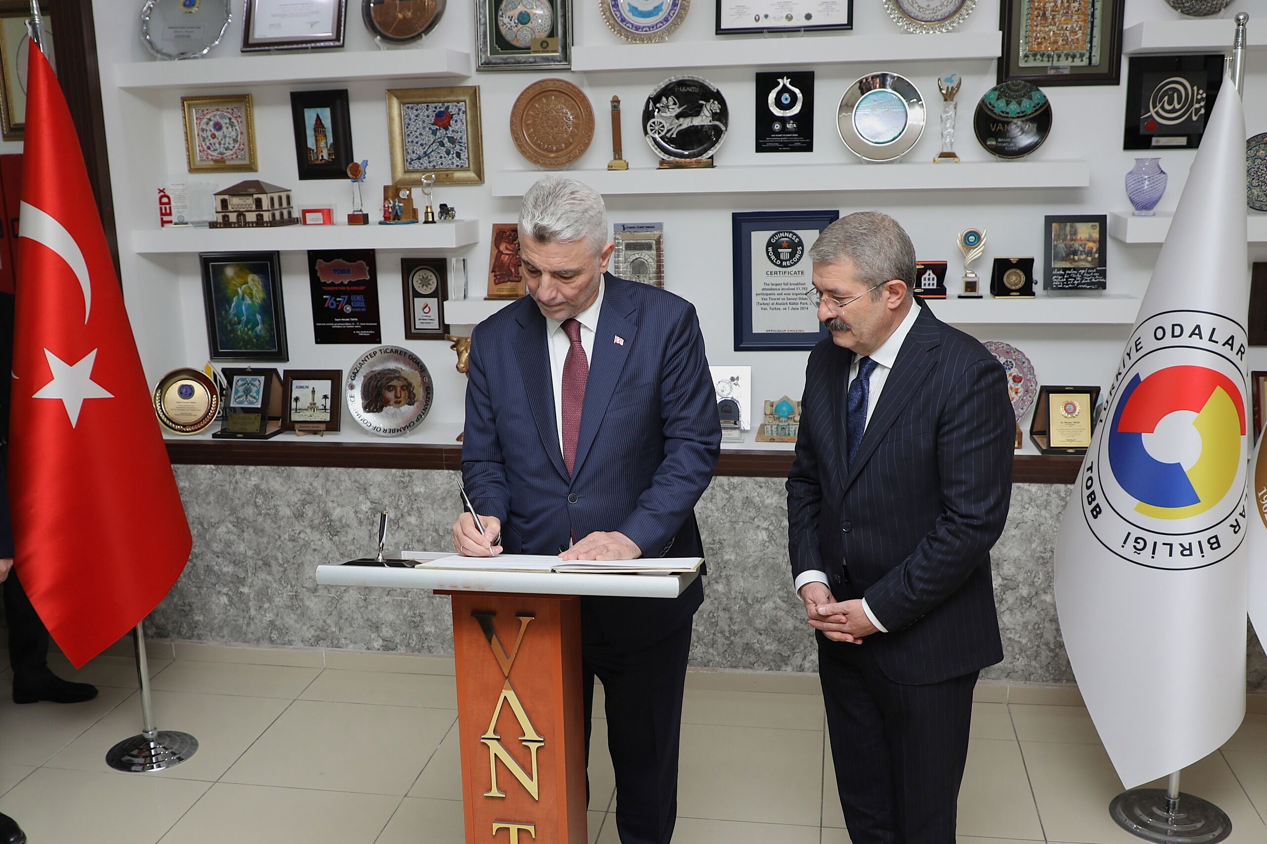 E5B88018 8796 4Da1 94B5 F3Efa8Ea6Fe1