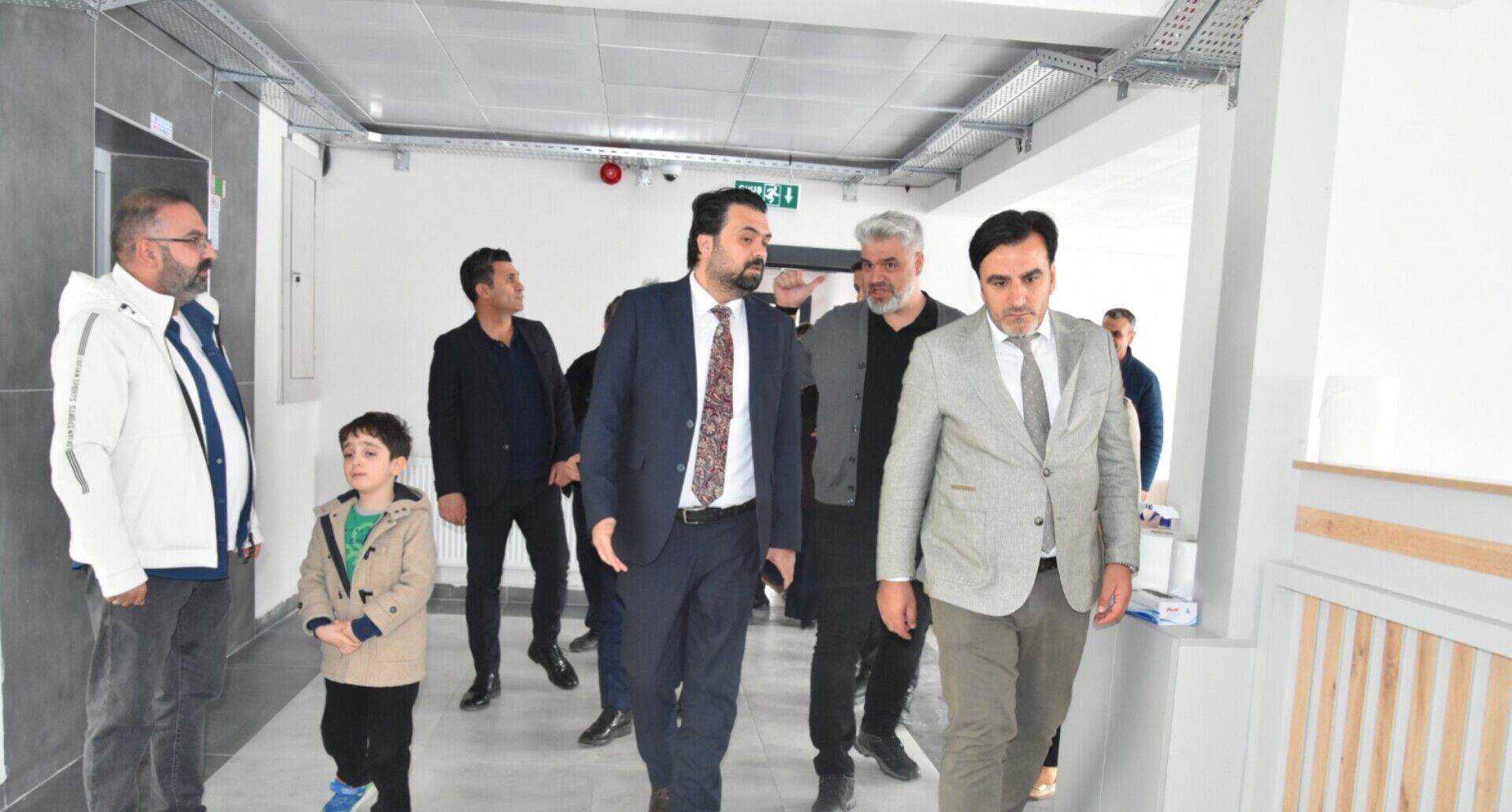 H Gr04Z5 X U A Ai2M5