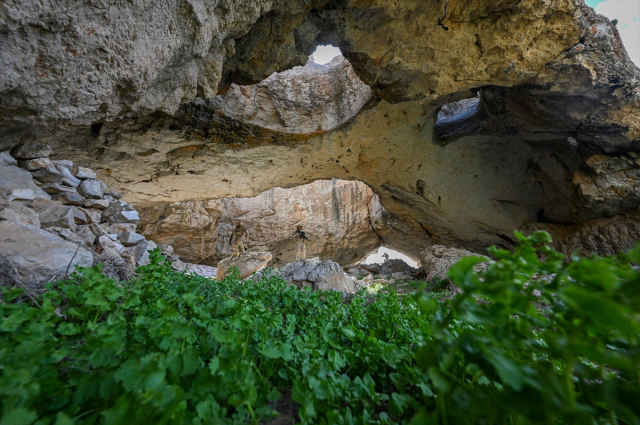 Komandolar 'Karataş Çukurları'nı teröristlerden temizledi! Mağaralardan neler çıktı neler
