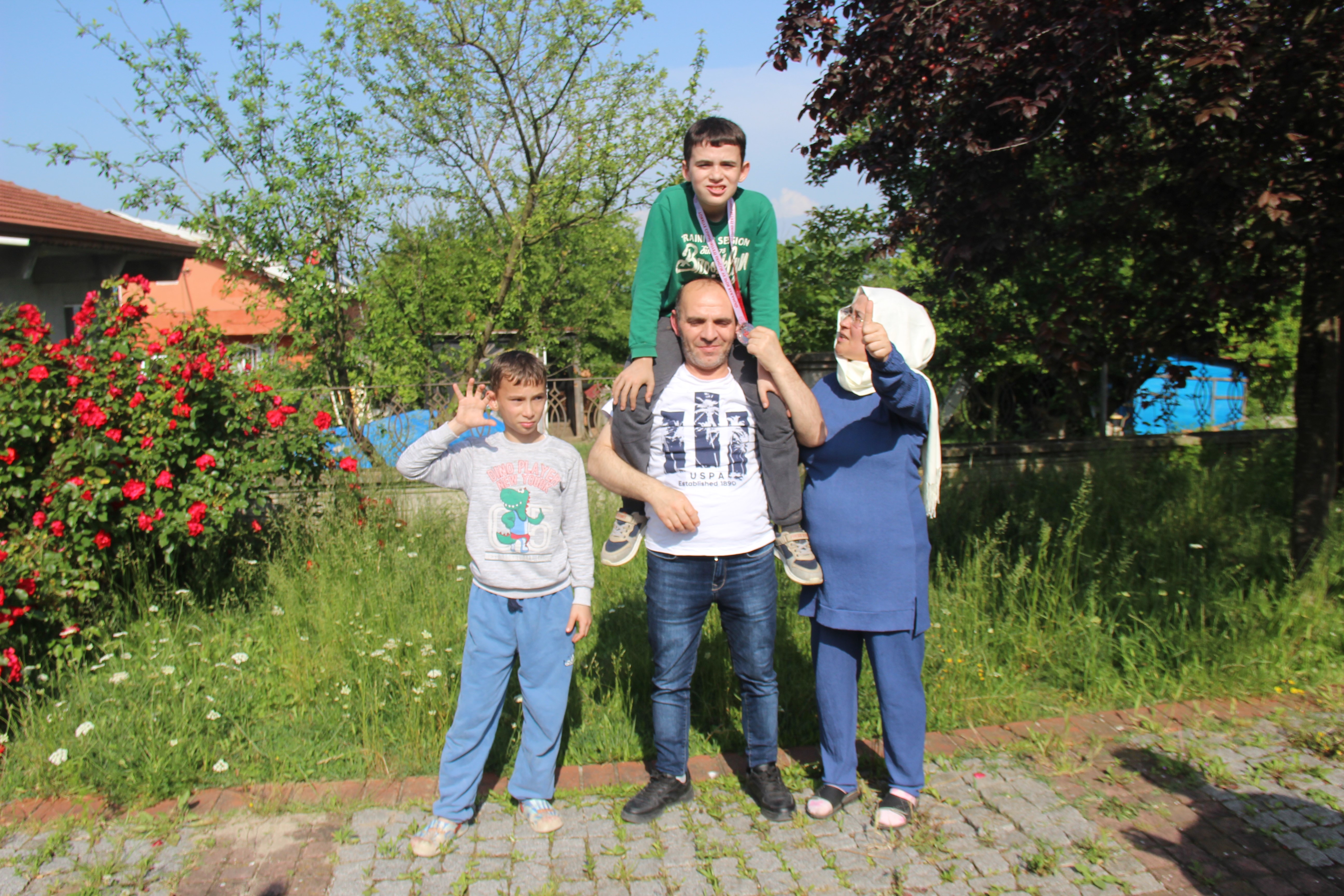 Doktorlar 'Yürüyemez' demişti, şimdilerde atletizm branşında ter döküyor