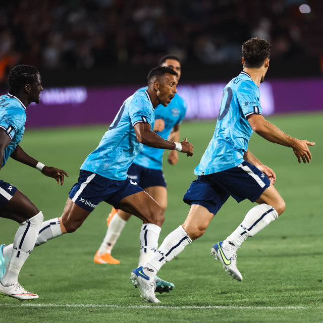 Stambouli tarihe geçti! Adana Demirspor, Cluj deplasmanından umutlu döndü