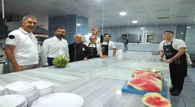 Balıkesir’de üniversiteliler israfı önlemede öncü oldu