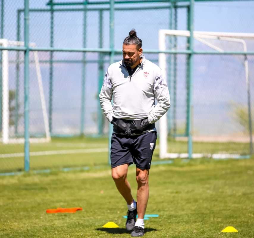 Sivasspor’da hazırlıklar tam gaz devam ediyor