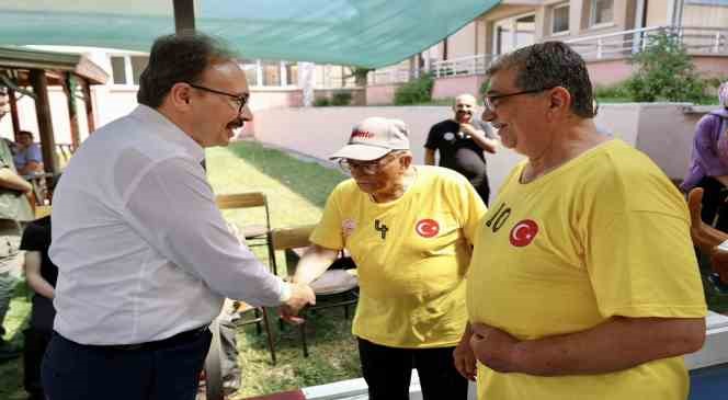 Bilecik’in ihtiyar delikanlıları 60 Yaş ve Üstü Yetişkin Gençler Huzur Bocce Şampiyonası’na hazırlanıyorlar