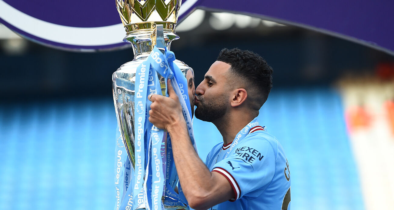 Al-Ahli, Riyad Mahrez ile 4 yıllık sözleşme imzaladı