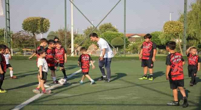 Denizli İdmanyurdu temeli sağlam attı