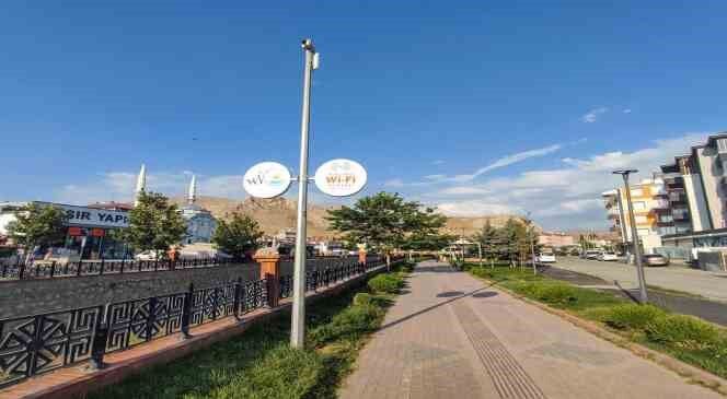 Van Büyükşehir Belediyesi wi-fi ağını genişletiyor