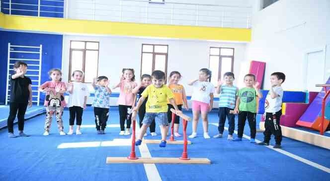 Yaz spor okullarında eğitim başladı