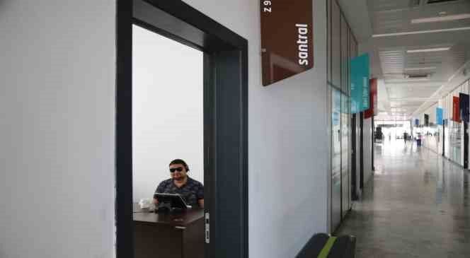 Çalıştığı kurum görme engelli Samet’in ailesi gibi oldu