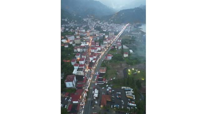 Tır kuyruğu değil telefon kuyruğu