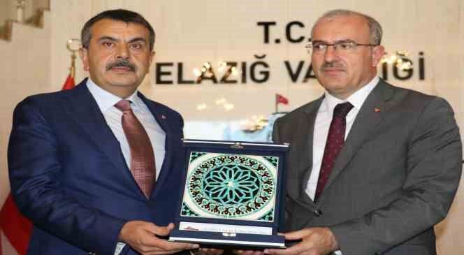 Milli Eğitim Bakanı Tekin Elazığ’da