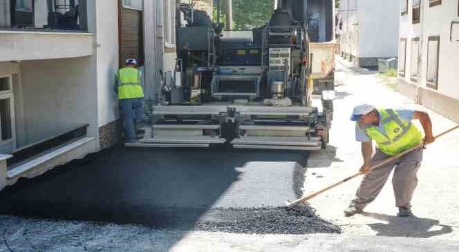 Kütahya Belediyesinin asfalt mesaisi