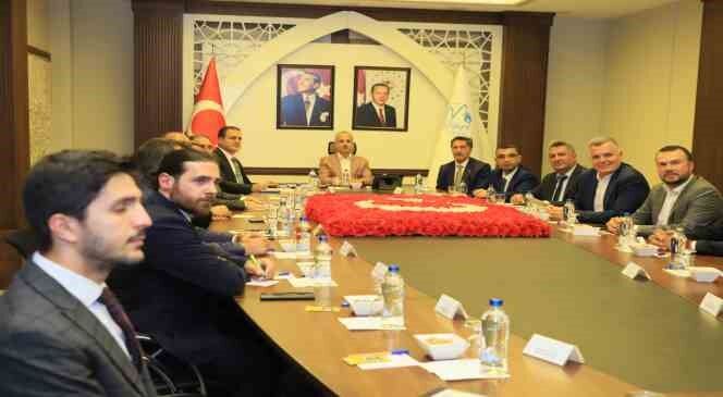 Ulaştırma Bakanı Uraloğlu Hakkari’de