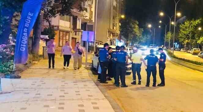 Yaya geçidinden yolun karşısına geçmeye çalışırken otomobil çarptı