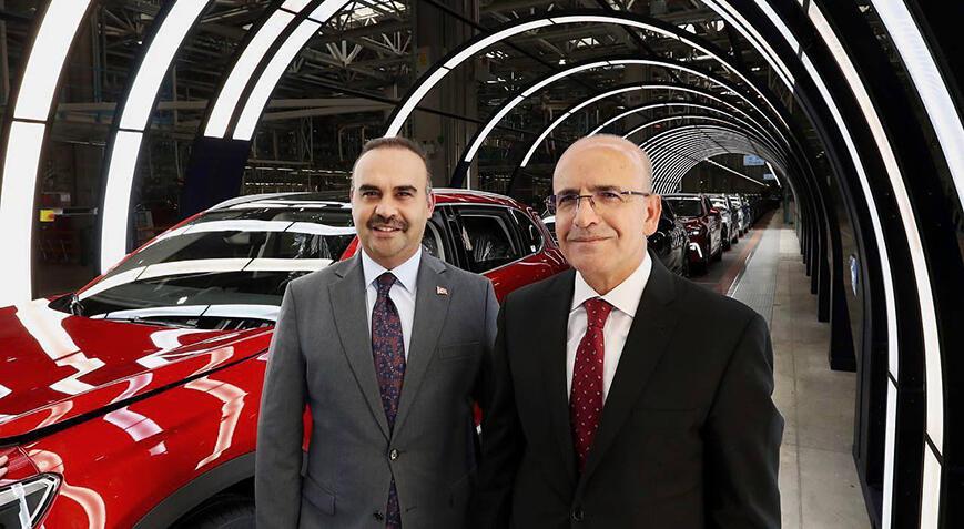 Yollardaki Togg sayısı 2 bini aştı! Bakan Kacır: Üretim daha da hızlanacak