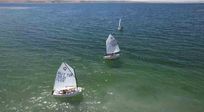 Depremzedeler sporla motive ediliyor