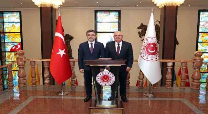 Bakan Güler, Bakan Yumaklı ile bir araya geldi