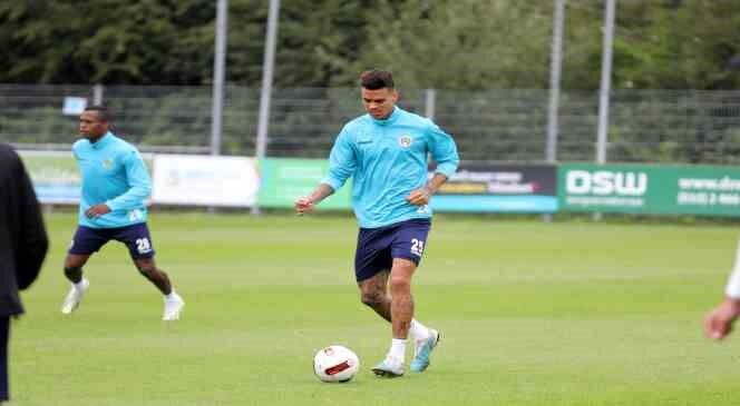 Alanyaspor, Hollanda’da yaptığı sezon öncesi hazırlık kampını tamamladı