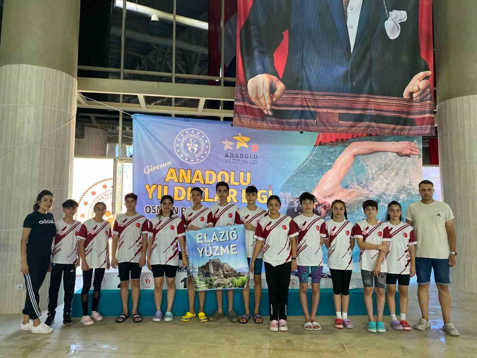 Elazığlı sporculardan yüzmede Türkiye derecesi