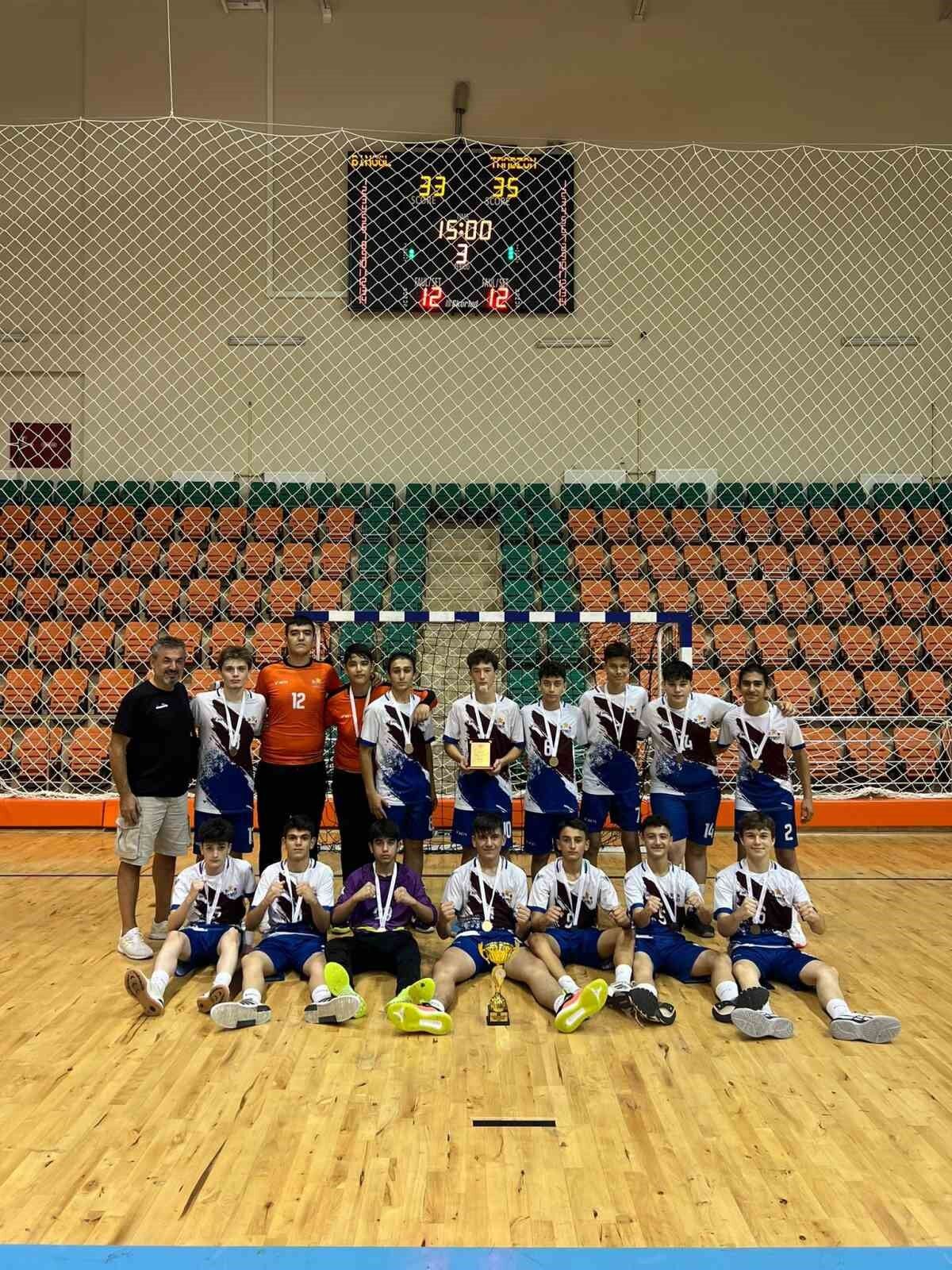 Aydın’daki hentbol finalleri nefes kesti