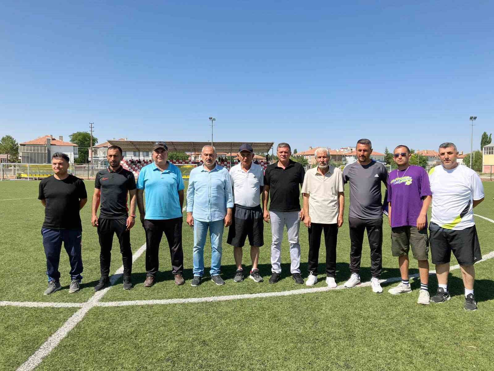 400 sporcuyla futbol şenliği