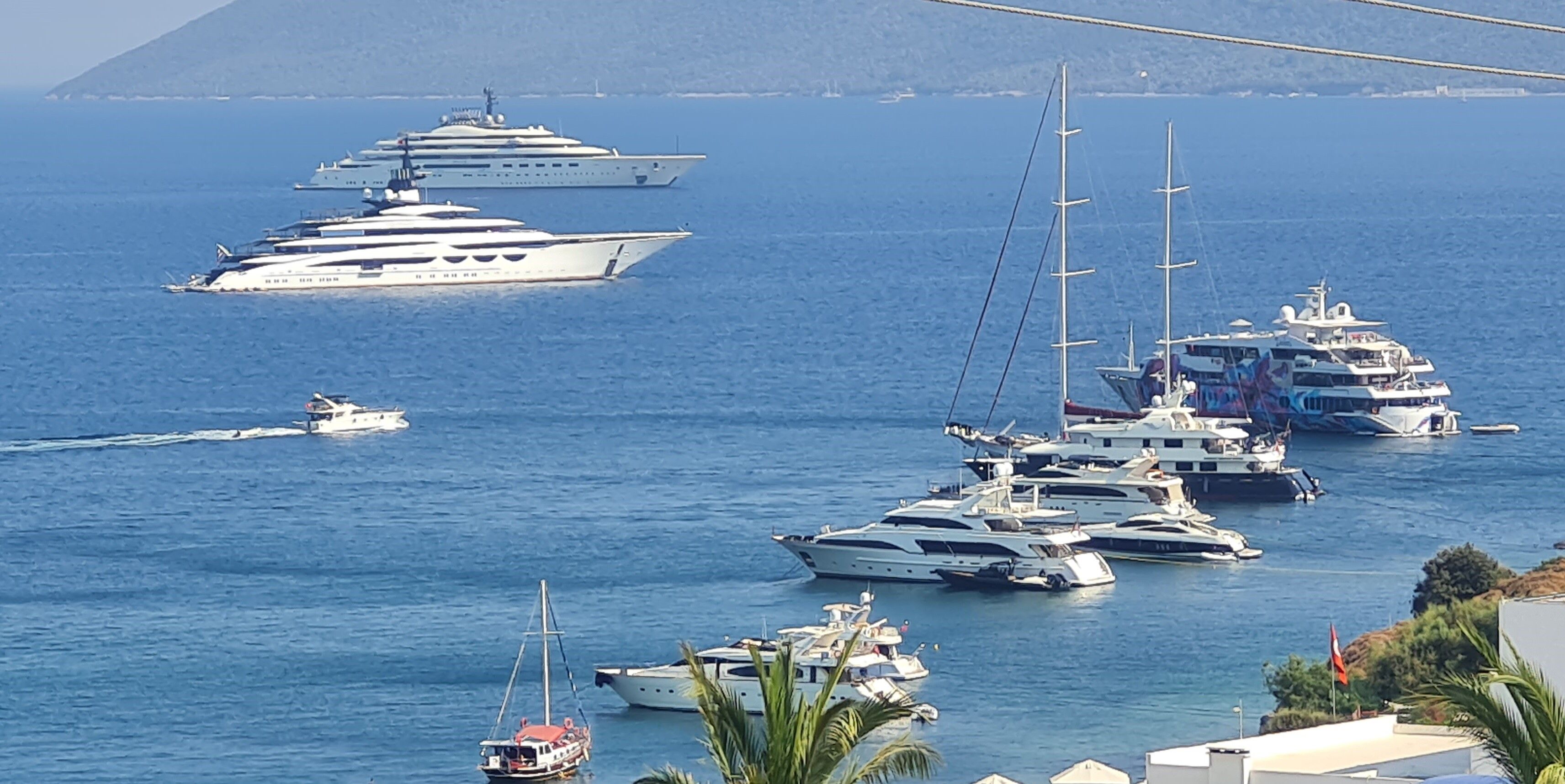 Dünya zenginlerinin yatları Bodrum’da