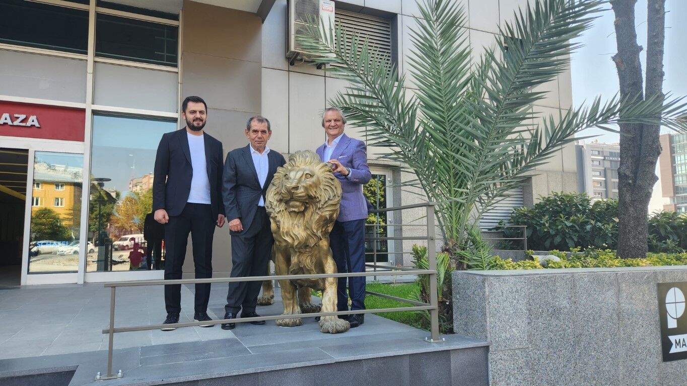 Dursun Özbek: 'Benim görevim, Galatasaray ailesini bir araya getirmek'