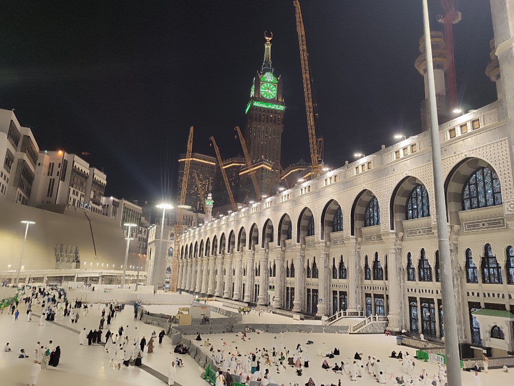 Kutsal topraklarda umre ibadetleri sürüyor