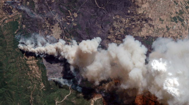 Yunanistan'da devam eden yangınlar nedeniyle Batı Trakya'da yerleşim birimleri tahliye edildi