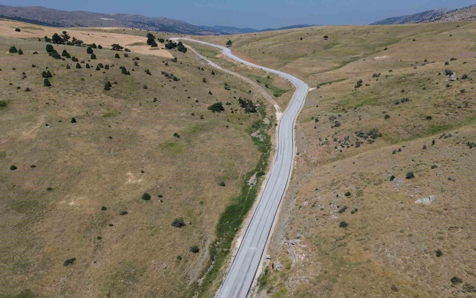 Ilgın’da 10 kilometrelik mahalle yolunda çalışmalar tamamlandı