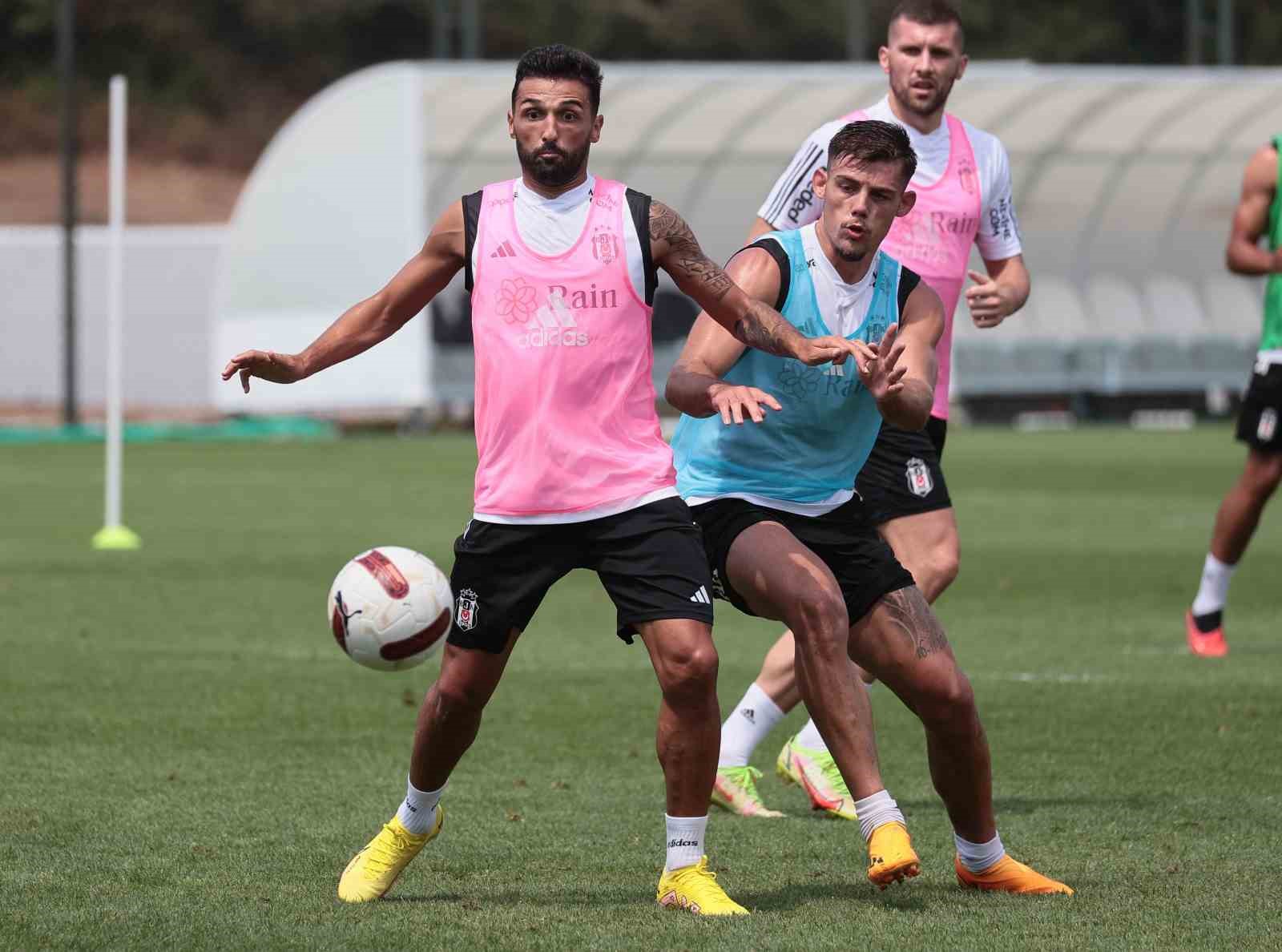 Beşiktaş’ta Milot Rashica ilk idmanına çıktı