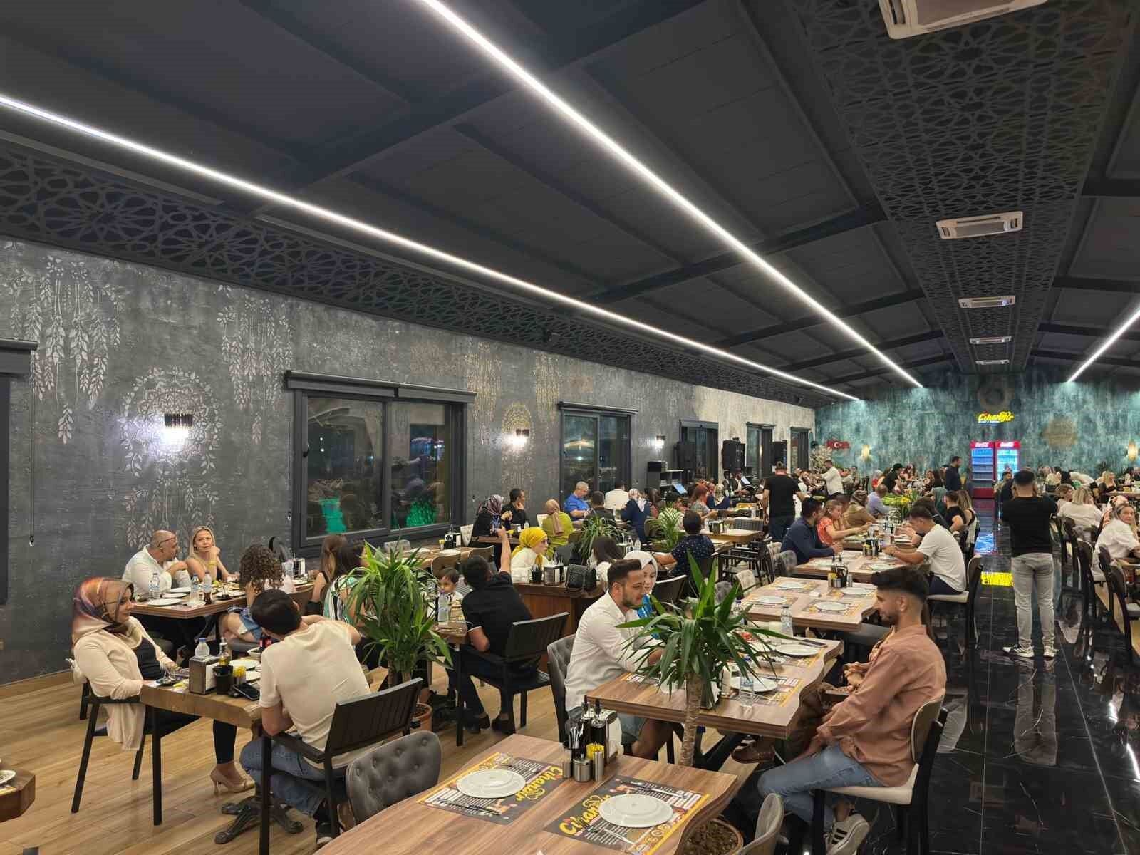 Cihangir Kebap’ta ‘Sıra Gecesi’ düzenlendi