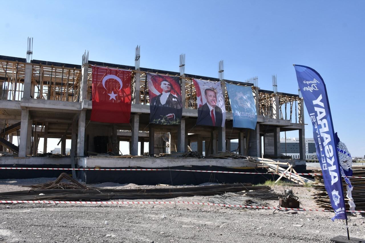 Aksaray Belediyesi Hasta Yakını Konukevi ve Külliyesi'nin temeli atıldı