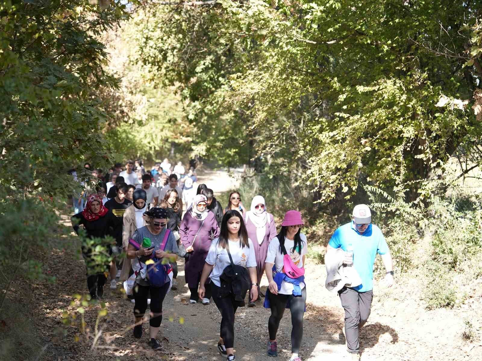 Gençler, 3 günde 4 etkinlikle eğlenceye doydu