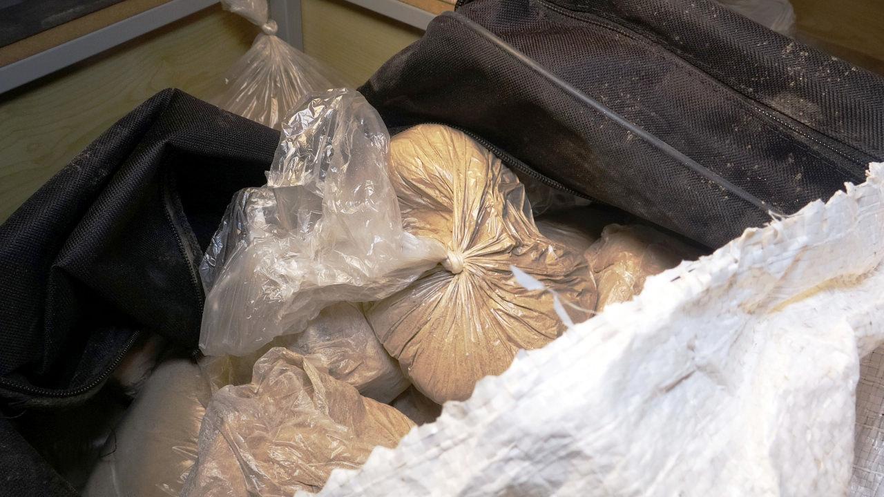 Rezidanstaki dairede 50 kilo eroin ele geçirildi