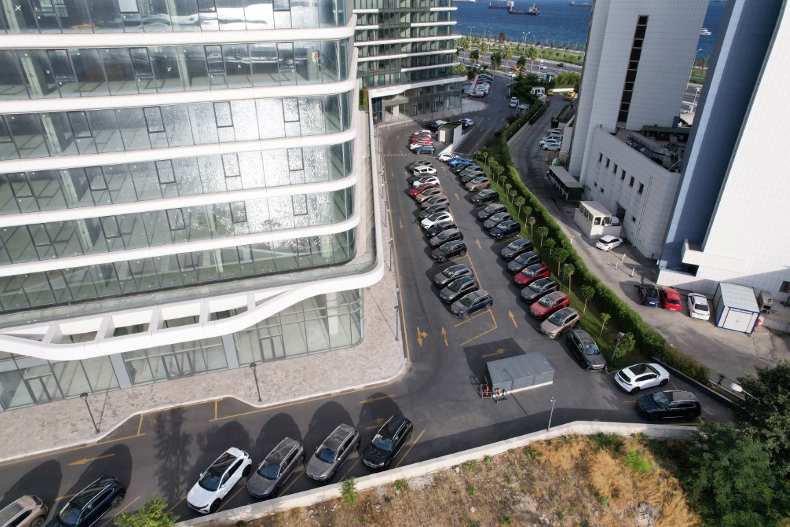 İstanbul’da Togg sevkiyatı; tırlar dolusu yeni araçlar getirildi