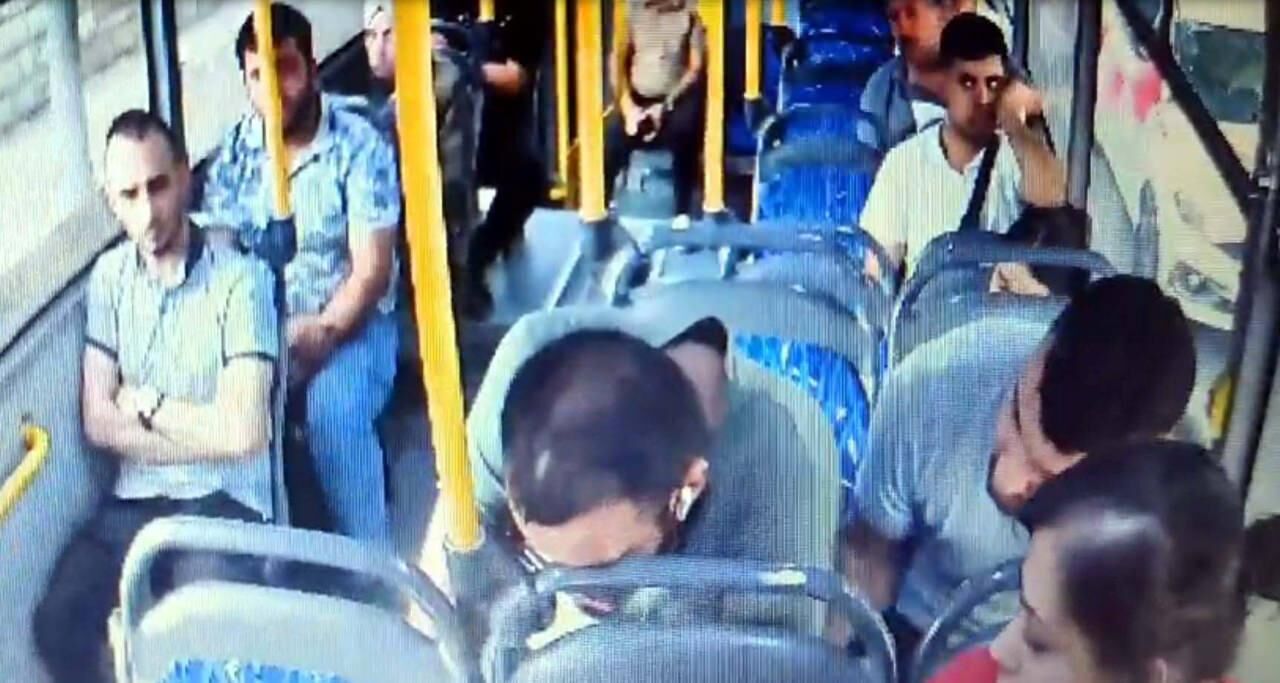 Otobüs şoförü, kalp krizi geçiren yolcuyu hastaneye yetiştirdi