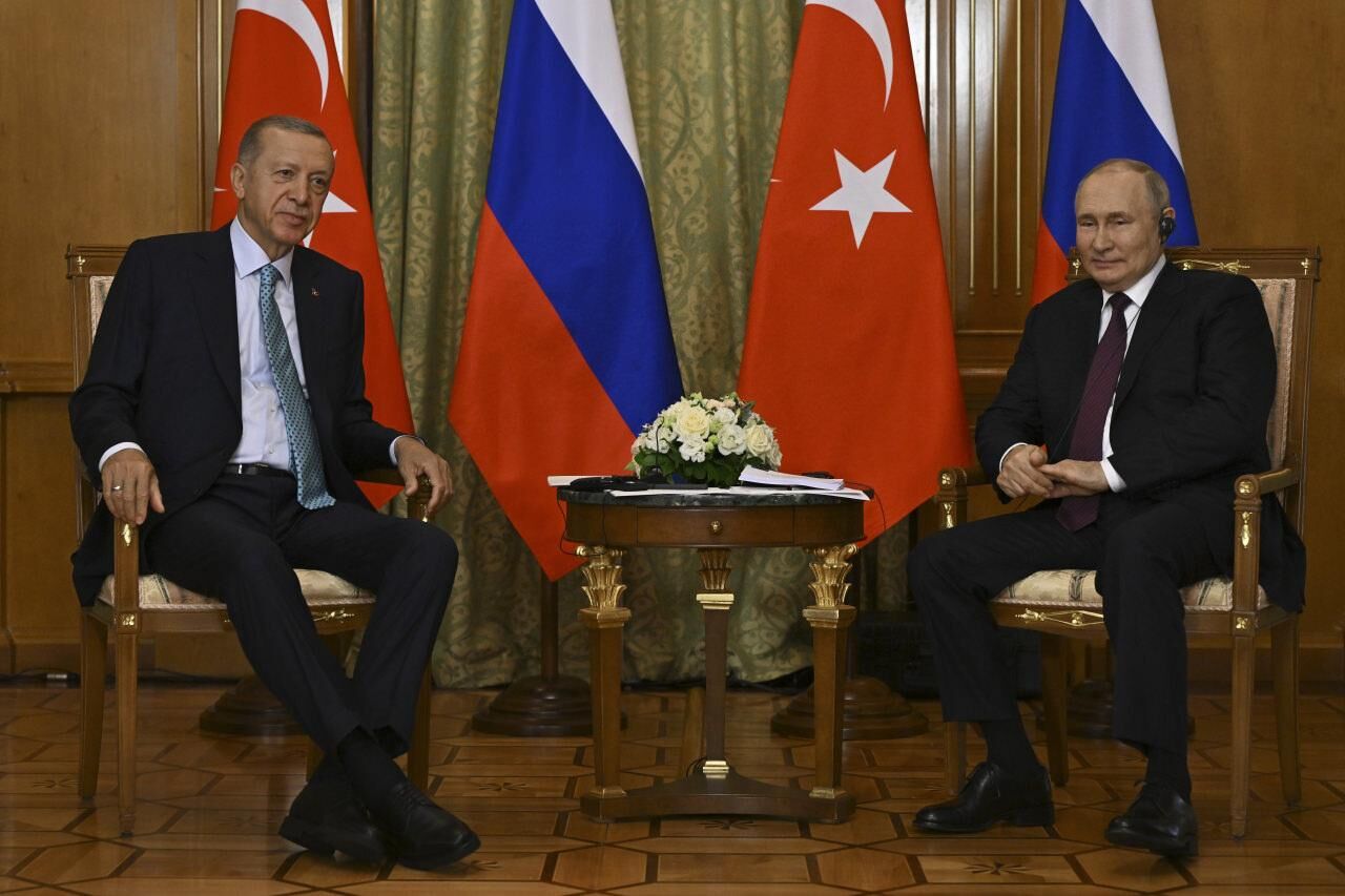 Erdoğan-Putin görüşmesi başladı