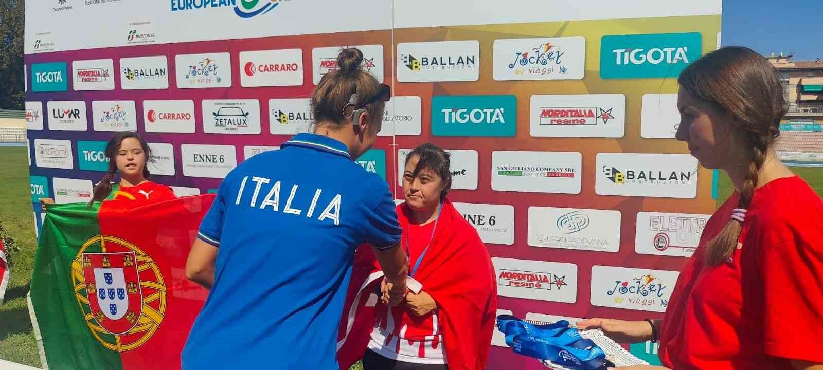 Münevvere Yılmaz Avrupa Şampiyonasında gülle atmada şampiyon oldu