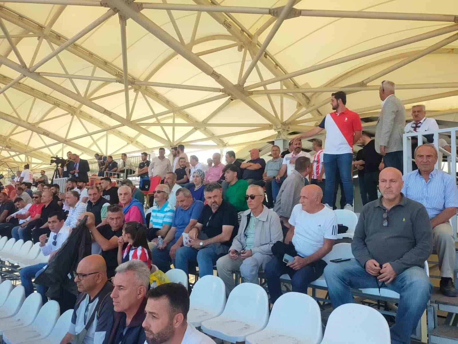 1969 Bilecik Spor Kulübü’ne bir tek o başkan sahip çıkıyor