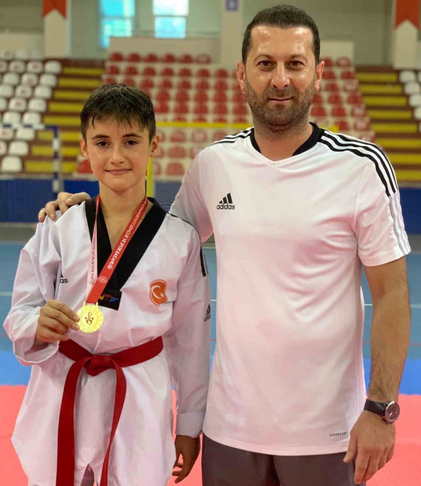 Mustafa Can’a milli davet