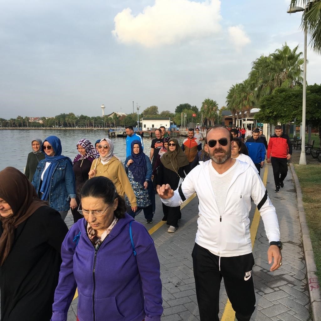 Temiz hava eşliğinde spor yaptılar