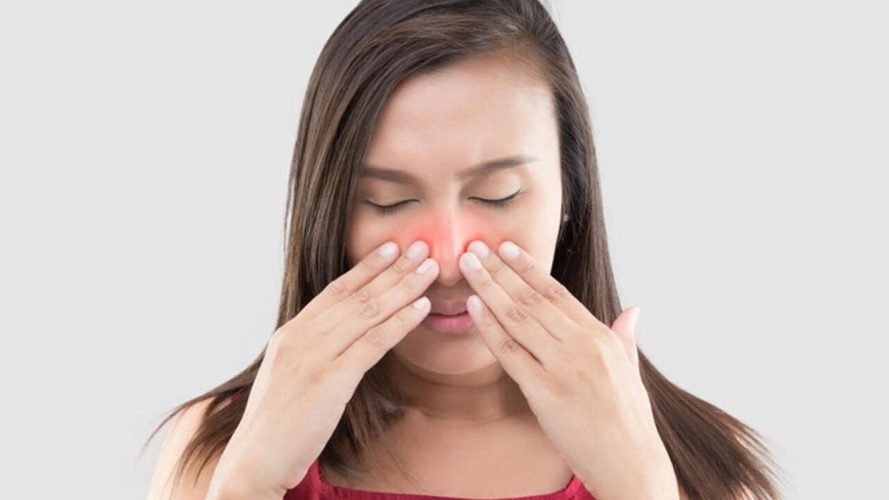 Geçmeyen burun tıkanıklığı neden olur? Hasta değilim ama burnum neden tıkalı?
