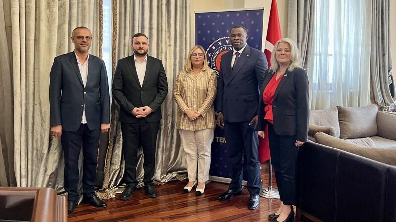 Türkiye'ye ortaklık teklifi: 'Savunma sanayinize çok güveniyoruz