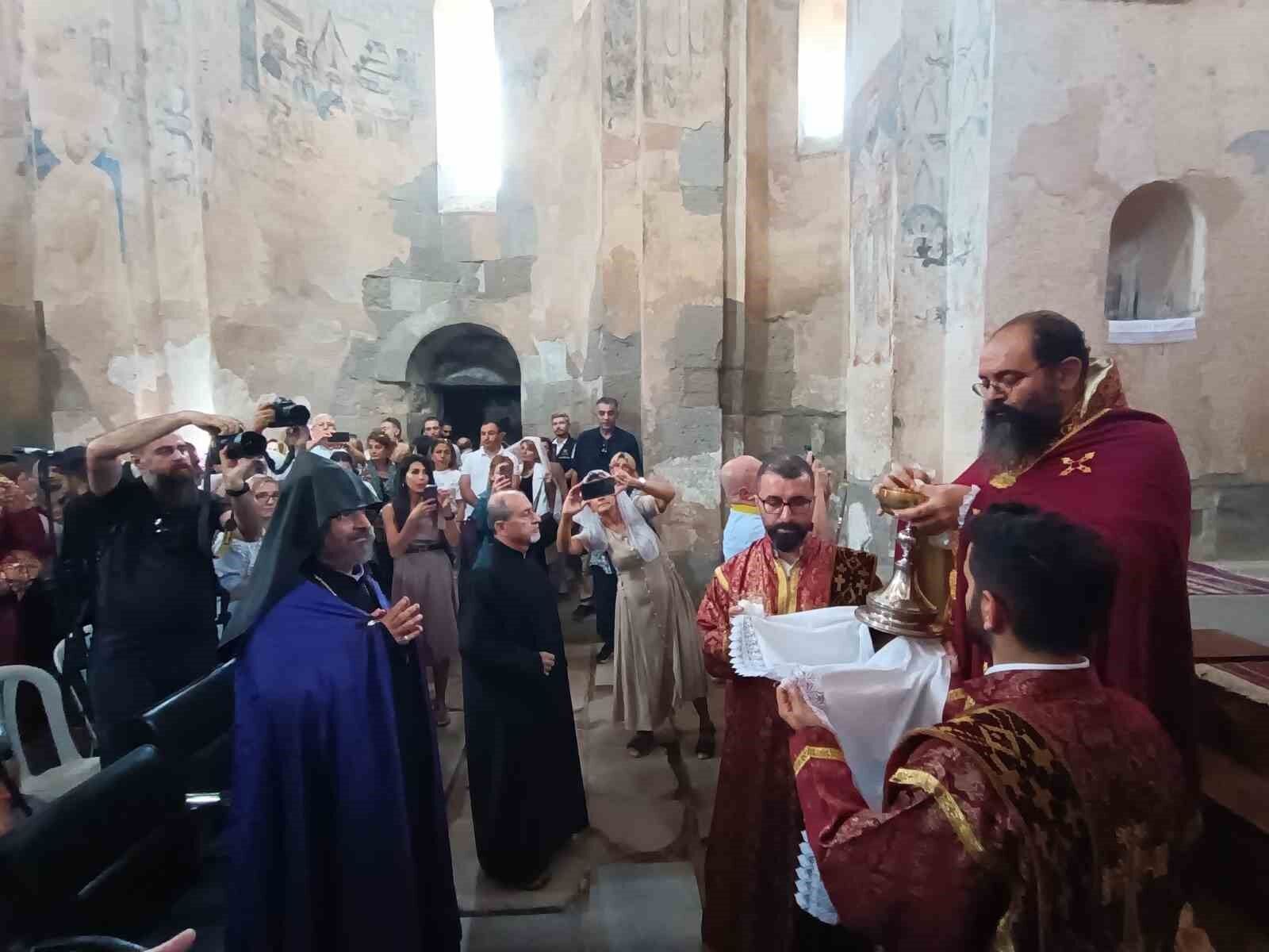 Akdamar Adası’ndaki 11. Ermeni ayini sona erdi