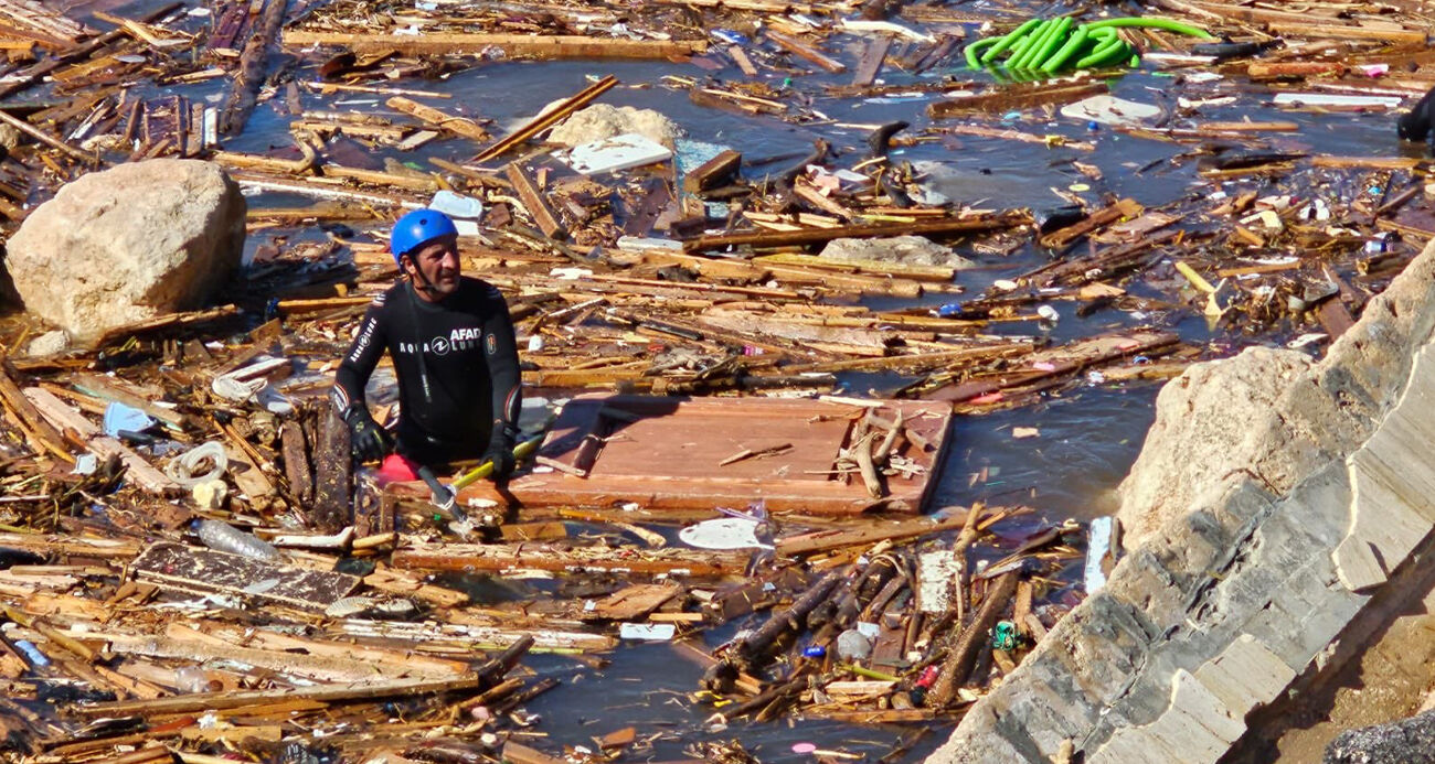Libya’daki sel felaketinin boyutu uydudan görüntülendi