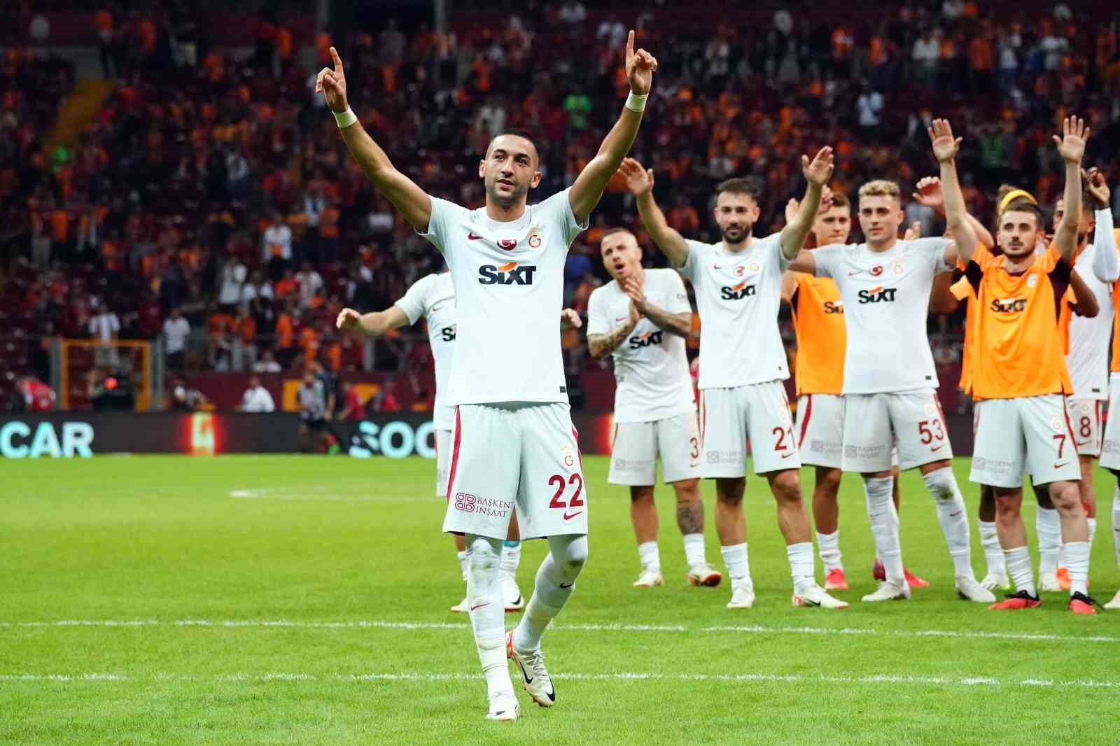 Maç sonu 3’lüsü Hakim Ziyech’ten