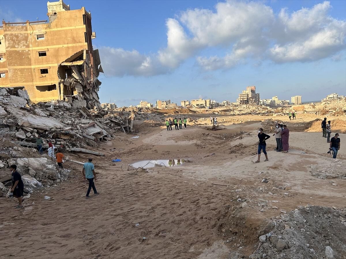 Selden sonra savaş alanına dönmüştü: Derne'de tahliye kararı masada