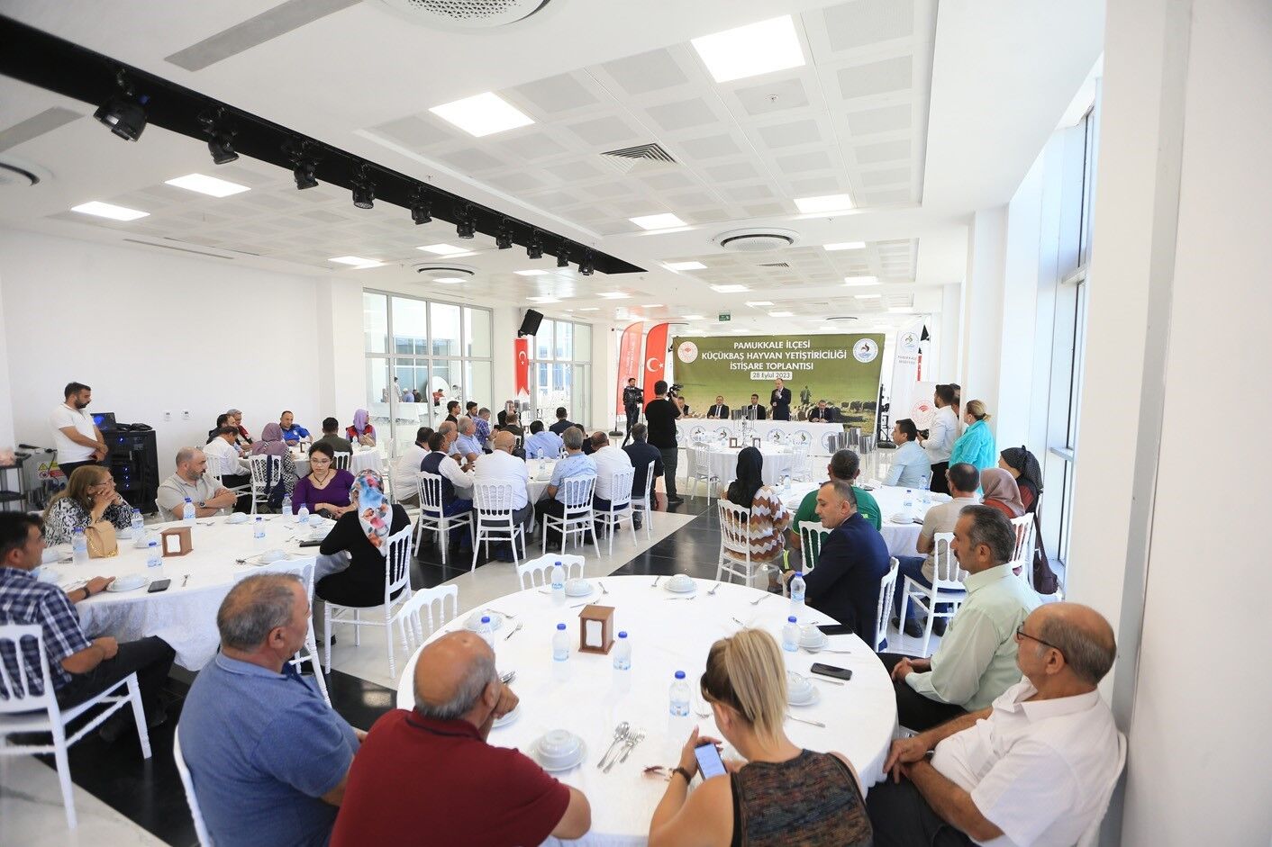 Pamukkale Belediyesi öncülüğünde ilçenin hayvancılık sektörü değerlendirildi