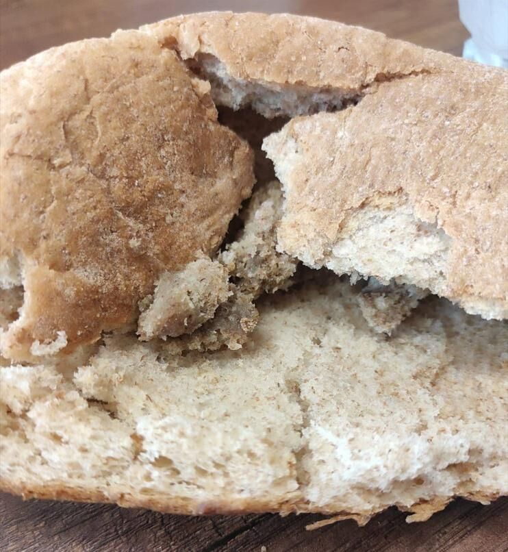 AK Partili Özcan Ankara'daki ekmek skandalını ortaya çıkardı